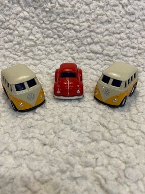 Lot Of 3 Welly Volkswagen Mini Diecast Cars Incl. T1 Bus 92715 & Beetle 92716